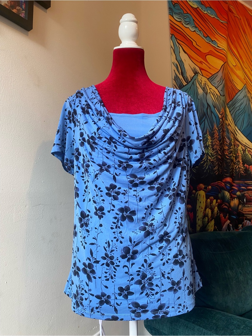 Y2K Women’s Blue Floral Drape Neck Short-Sleeve Top